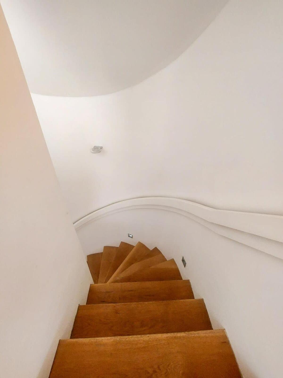 Converted Factory Loft Apartment Бристоль Экстерьер фото